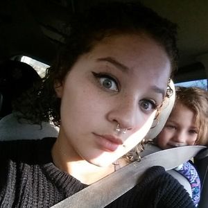 Meet your Posher, Marisa